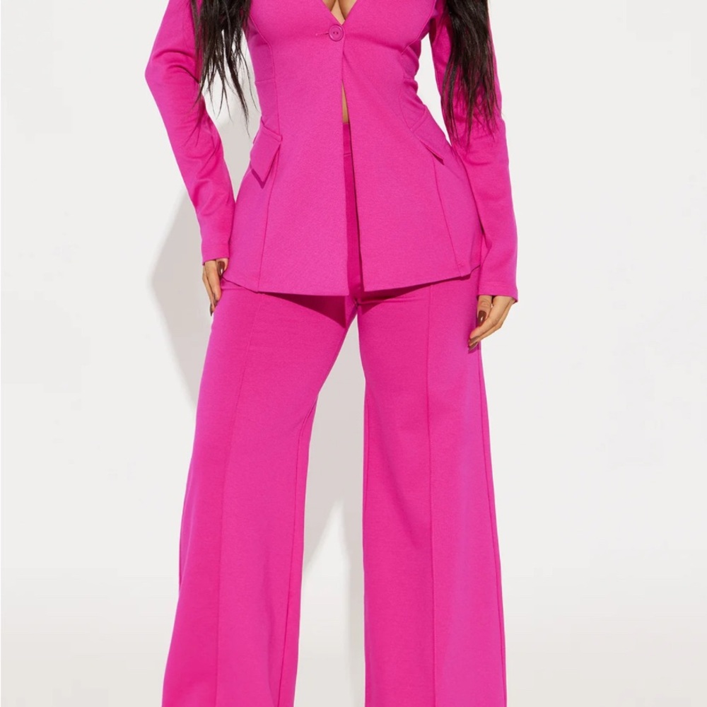 Vibrant Pink Women's Suit Set L